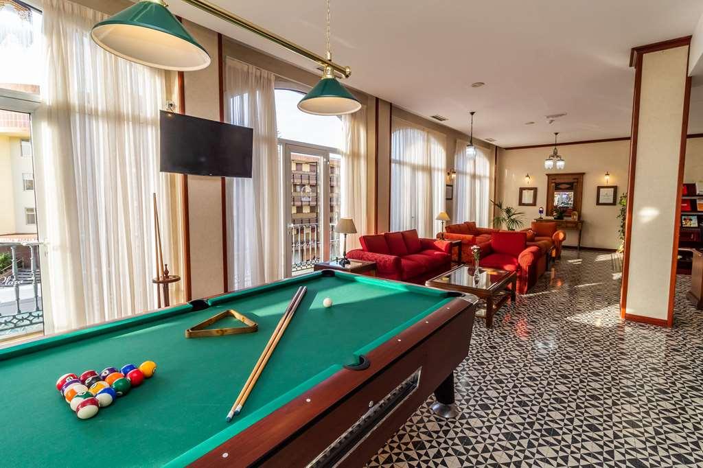 לוס כריסטיאנוס Hotel Reveron Plaza מראה פנימי תמונה