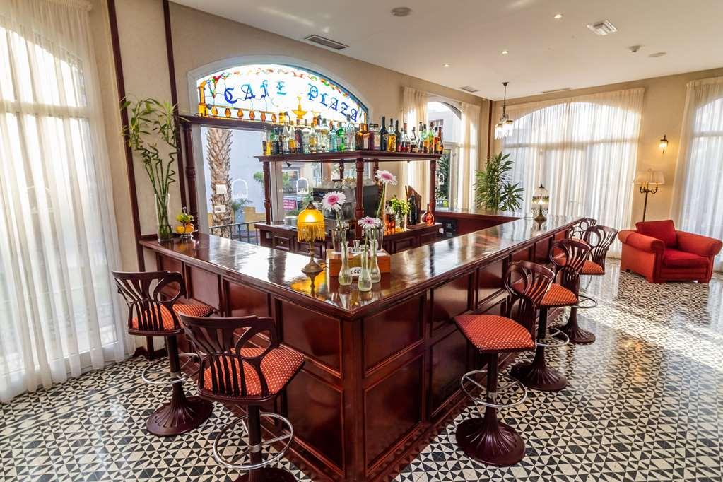 לוס כריסטיאנוס Hotel Reveron Plaza מראה פנימי תמונה